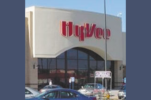 Hy-Vee warns of possible data breach on some card readers