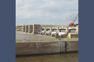 Mississippi River lock failure could cost millions