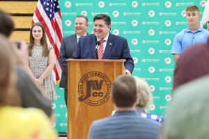 Governor promotes education funding at JWCC